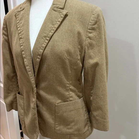 LOFT Classic Tan Blazer - Picture 2 of 5